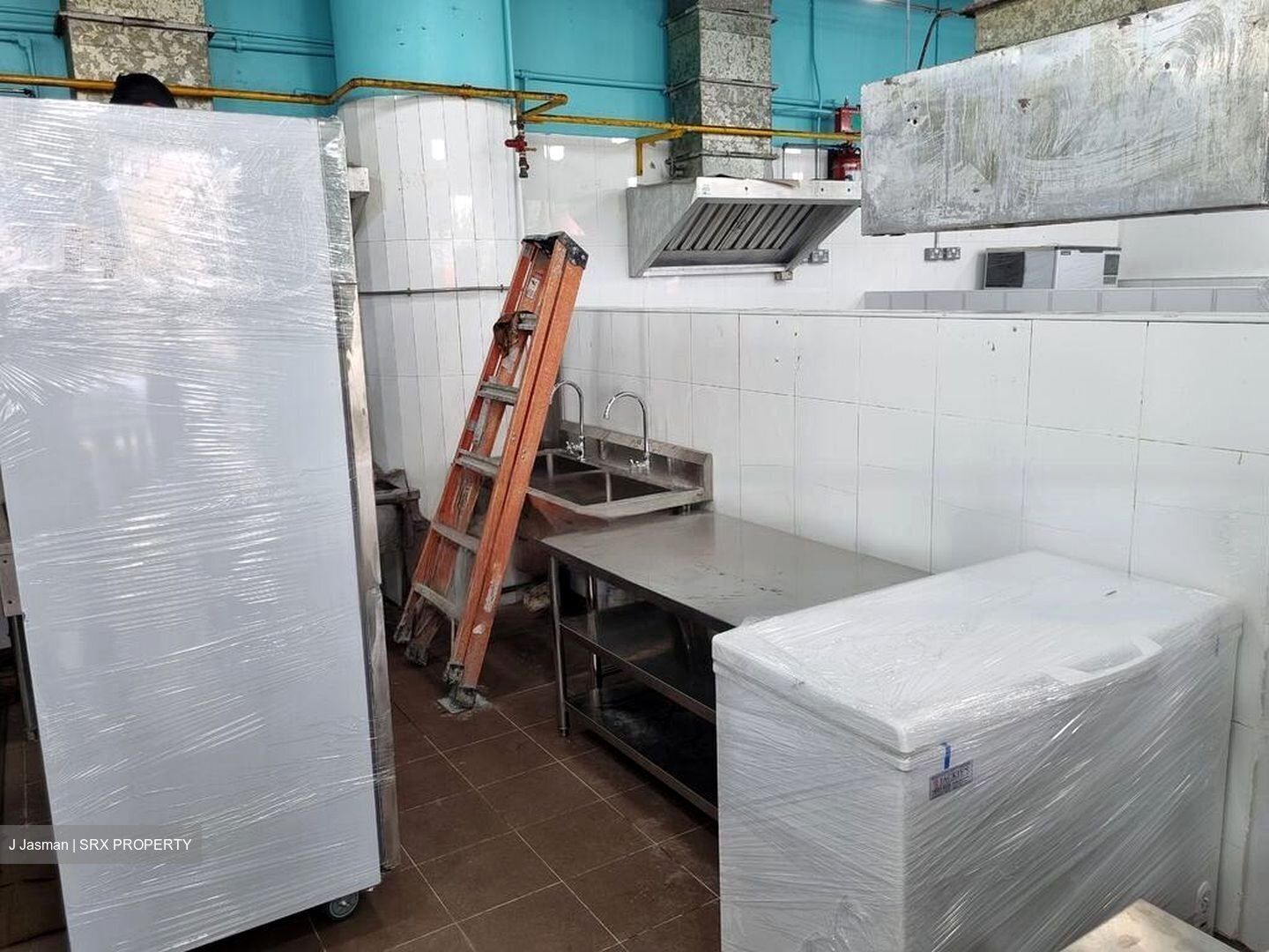 Tuas Avenue 1 (D22), Retail #456227431